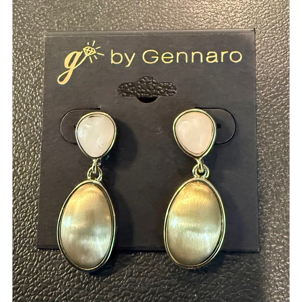 Womens Drop Earrings Gold Tone‎ White Faux Stone Brushed Oval NEW
